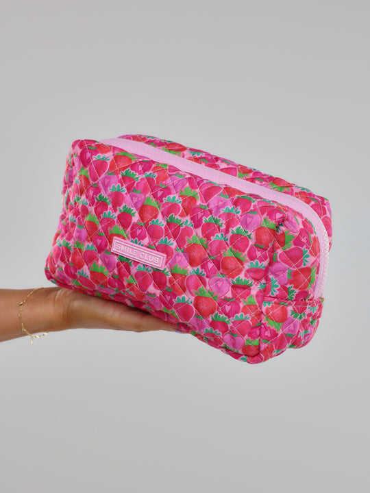 QUILTED POUCH - STRAWBERRY KISS